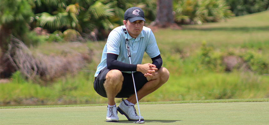 Ball Fights Through Weather to Hold One-Shot Lead